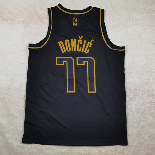 Jersey Angeles Lakers - Doncic #77
