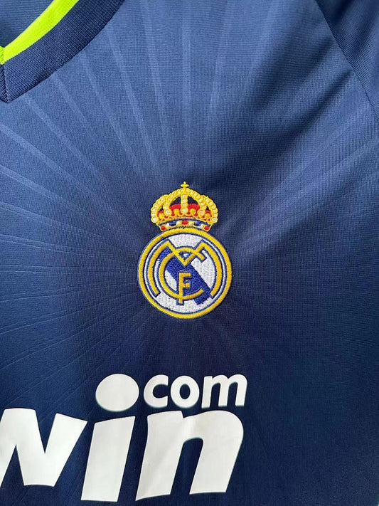 Real Madrid 2010-11 Retro