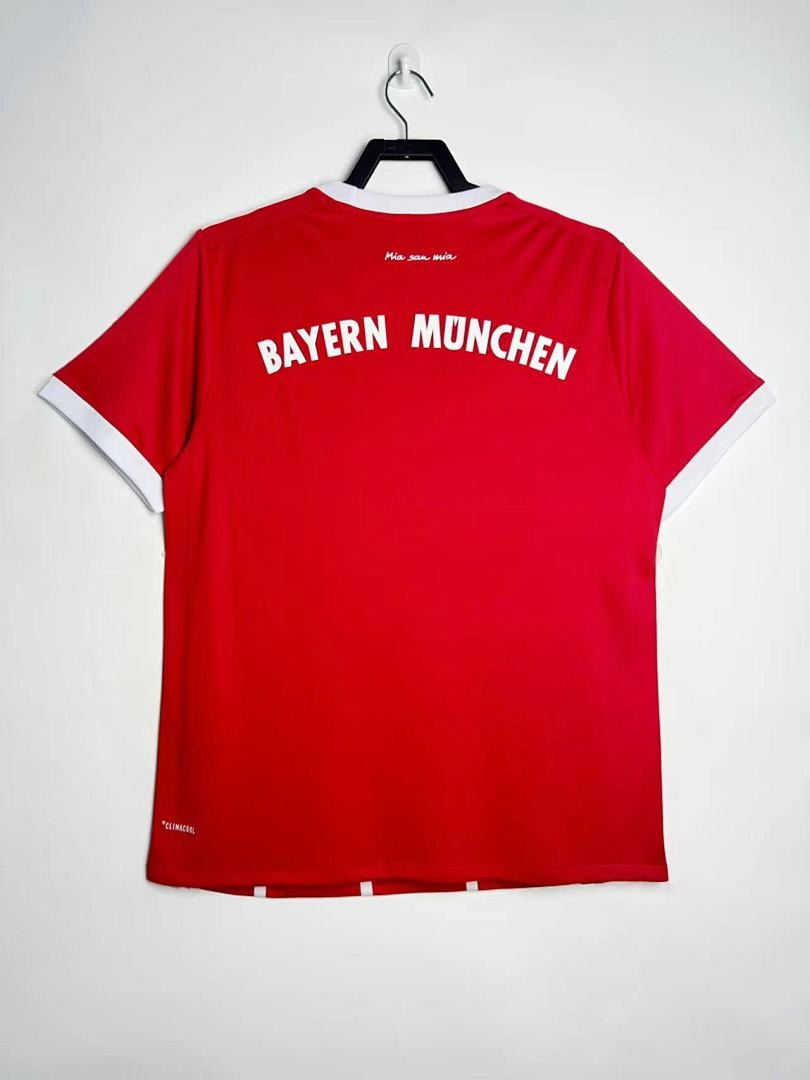 Bayer Munchen 2017-2018 Retro
