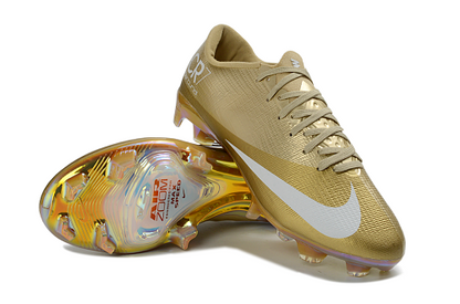Nike Mercurial Superfly 1 CR7 Special Edition en color dorado metálico