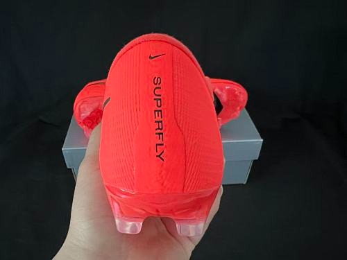 Nike Mercurial Vapor 17 de color naranja coral