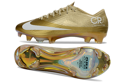 Nike Mercurial Superfly 1 CR7 Special Edition en color dorado metálico