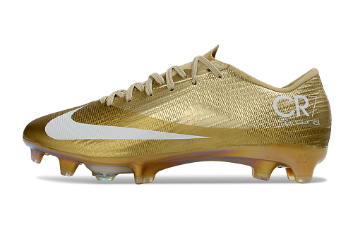 Nike Mercurial Superfly 1 CR7 Special Edition en color dorado metálico