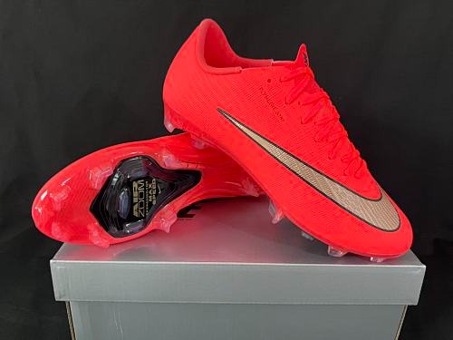 Nike Mercurial Vapor 17 de color naranja coral