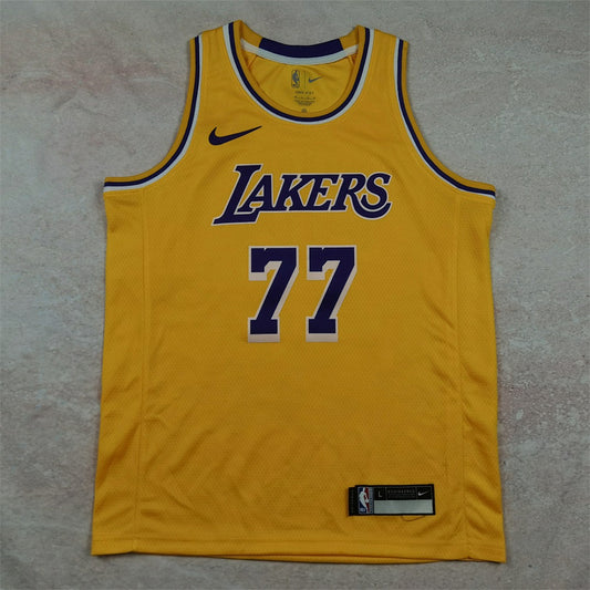 Jersey Angeles Lakers - Doncic #77