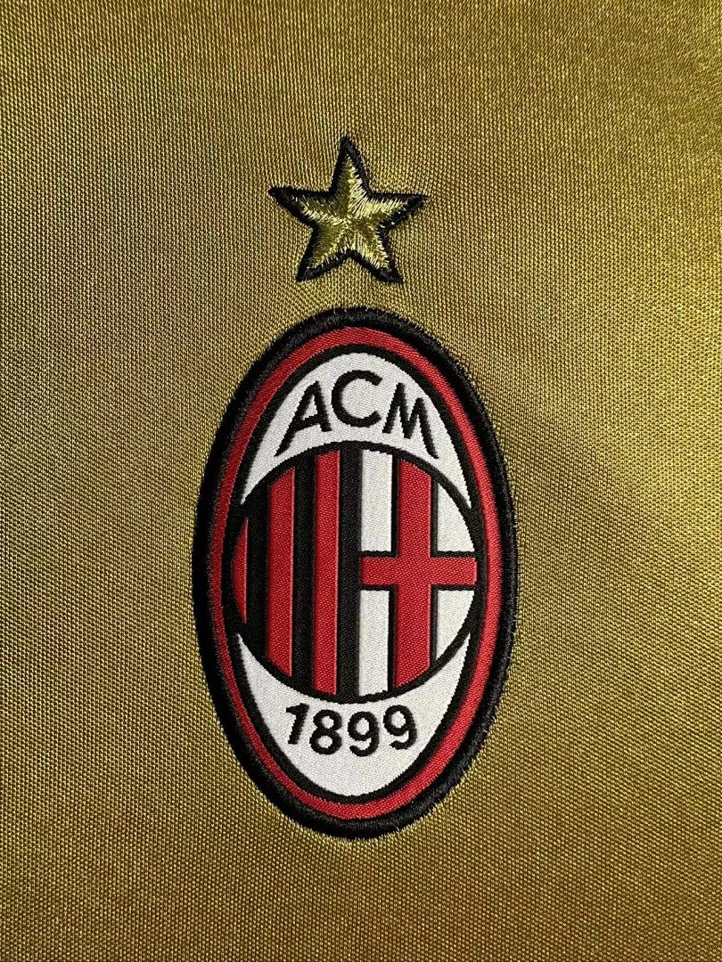 Milán 2013-2014 Retro