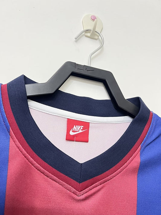 Barcelona 1998-1999 Retro