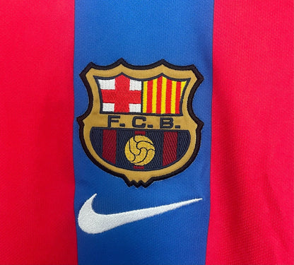Barcelona 2001-2002 Retro