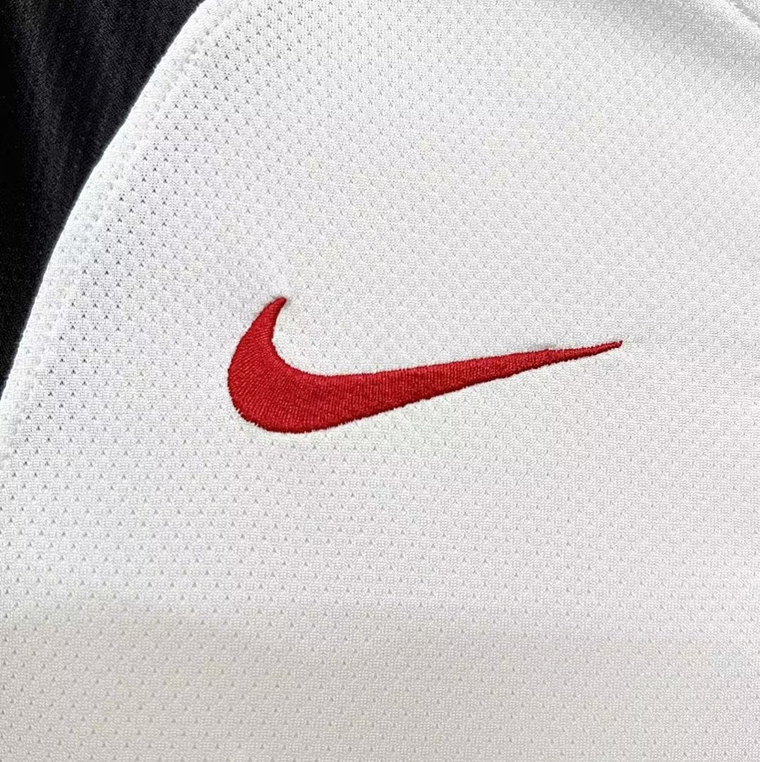 Manchester United 2011-2012 Retro