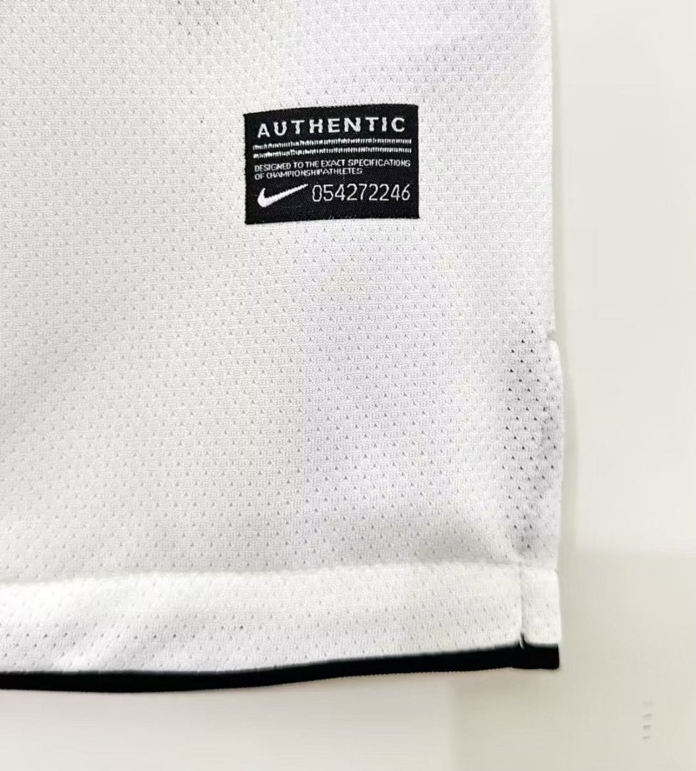 Manchester United 2011-2012 Retro