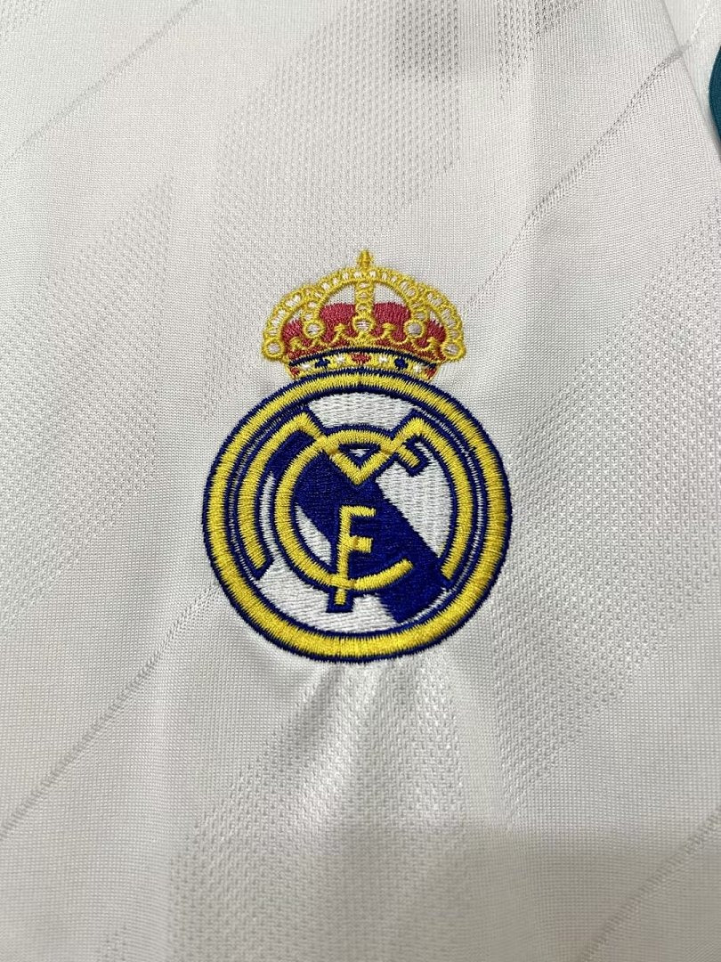 Real Madrid 2017-18 Local Retro