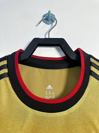Milán 2013-2014 Retro