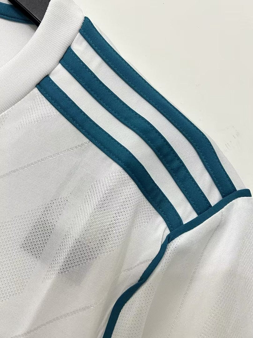 Real Madrid 2017-18 Local Retro