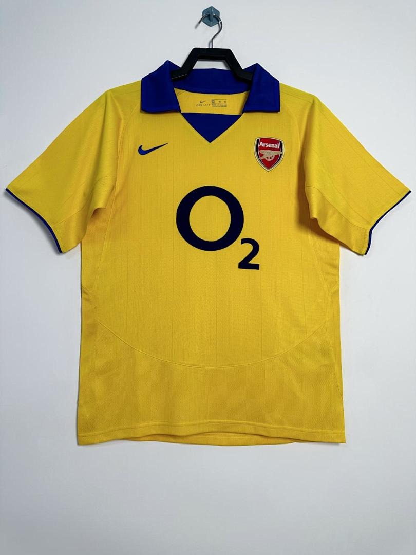 Arsenal visita 2003-2004 Retro