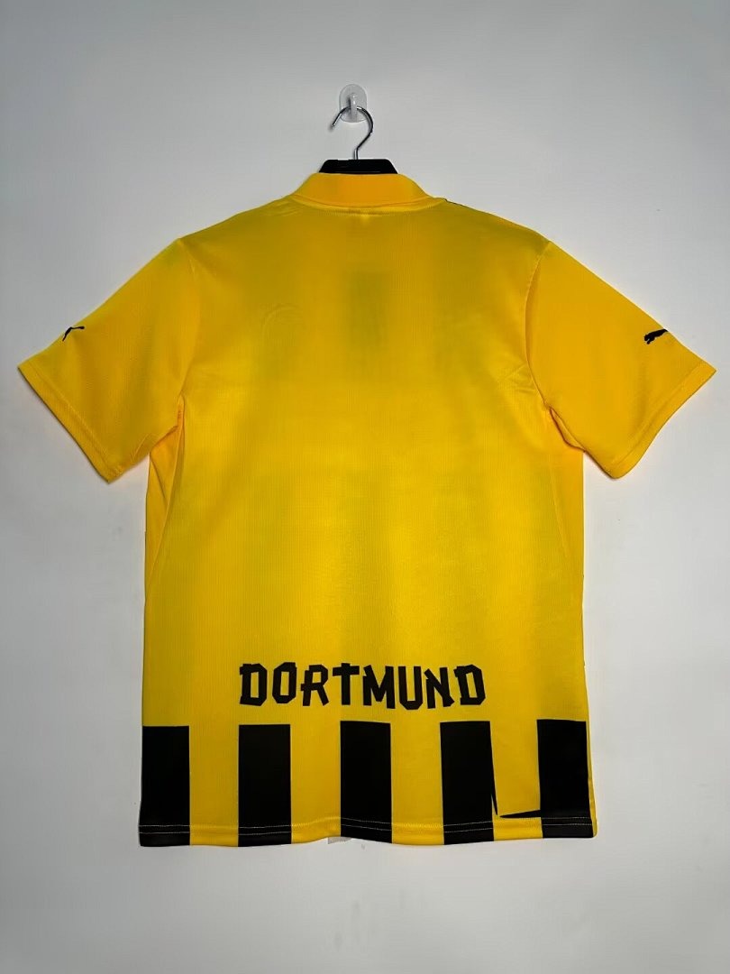 Borussia Dortmund 2012-2013 Retro