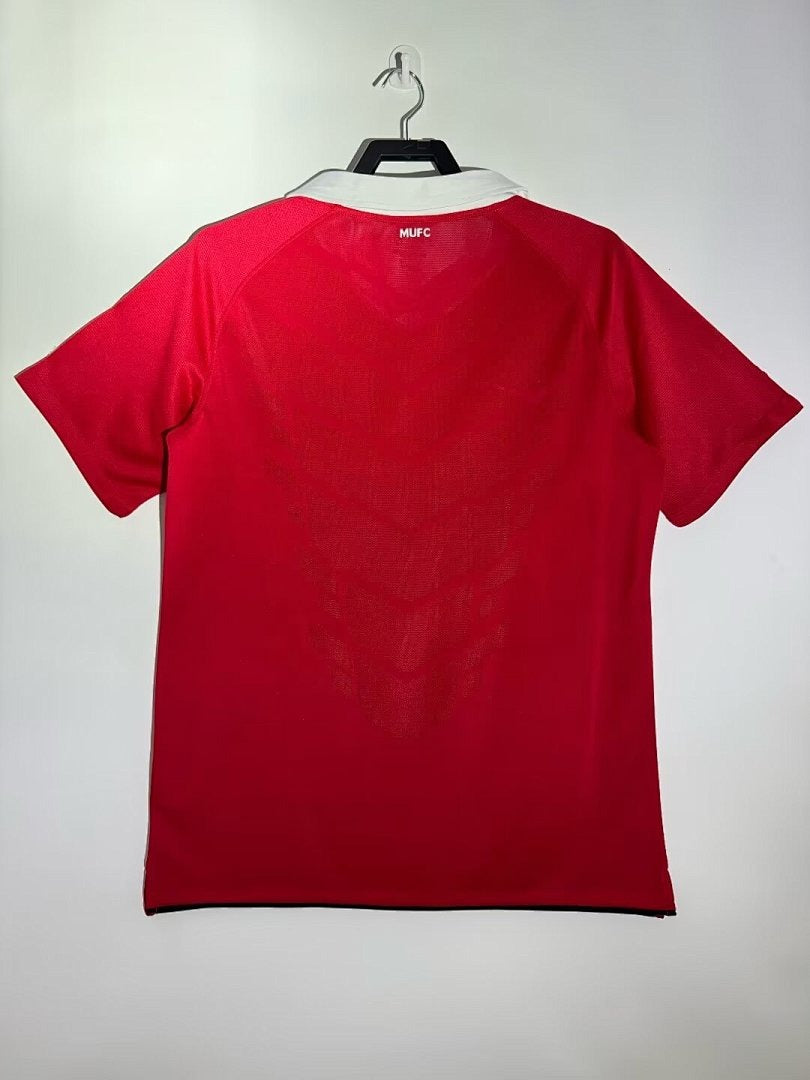 Manchester United 2010-2011 Retro