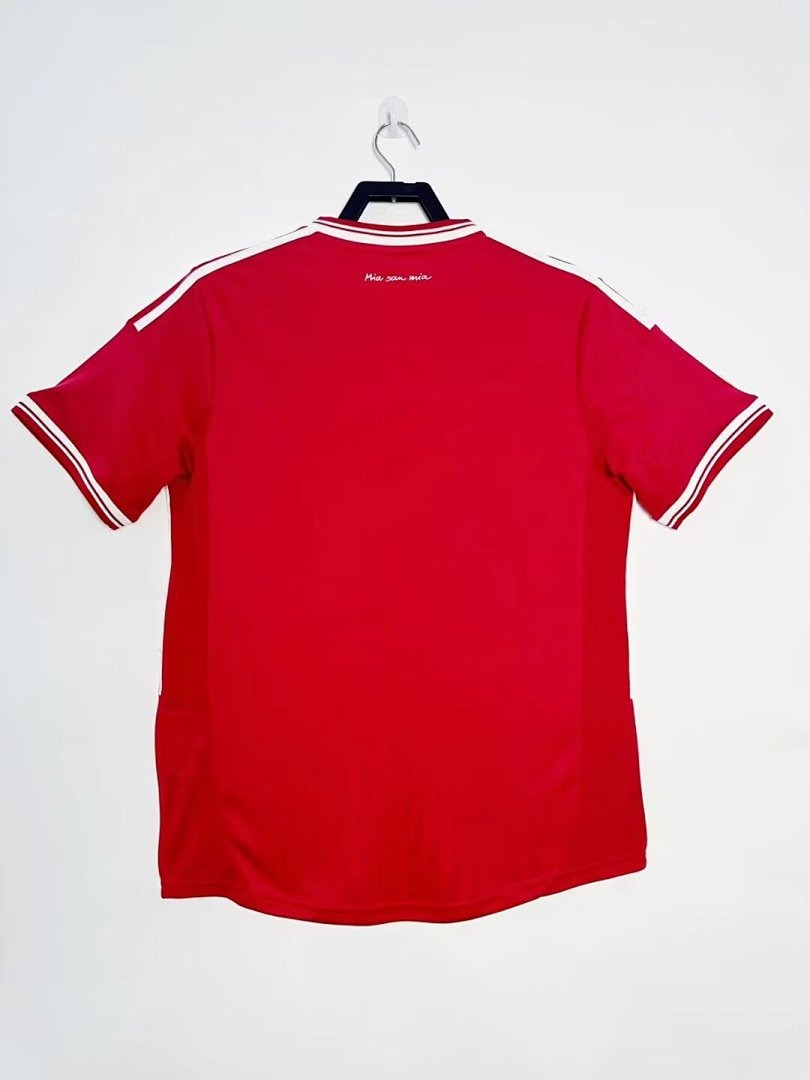 Bayer Munchen 2013-2014 Retro