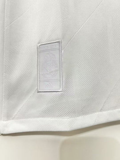 Real Madrid 2017-18 Local Retro