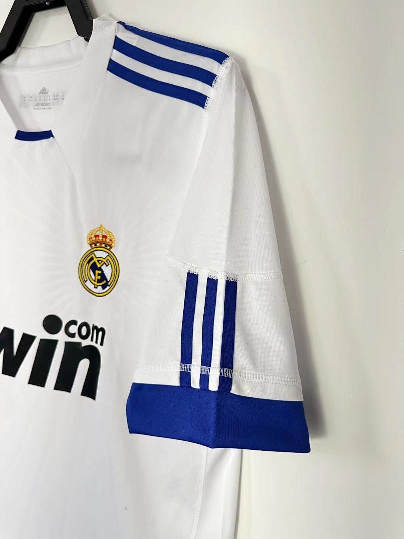Real Madrid 2010-11 Local Retro