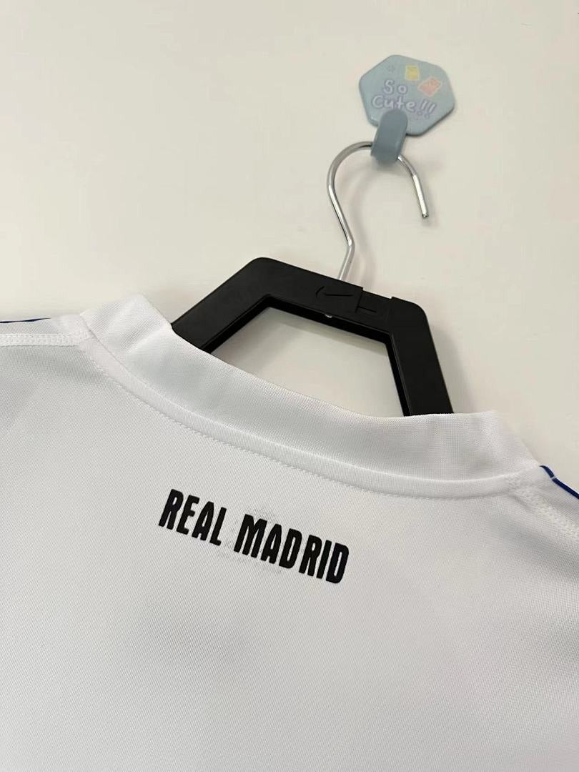 Real Madrid 2010-11 Local Retro