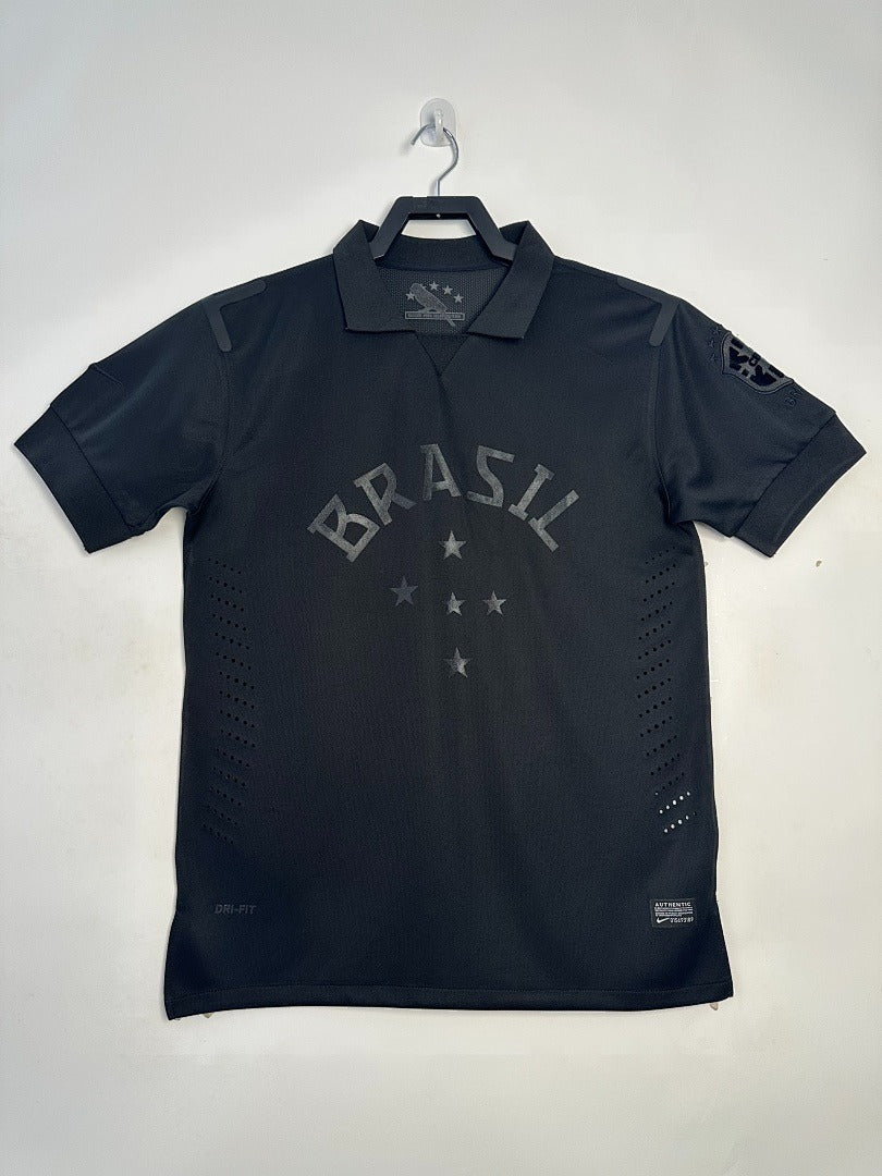 Selección Brasil 2013-2014 Retro